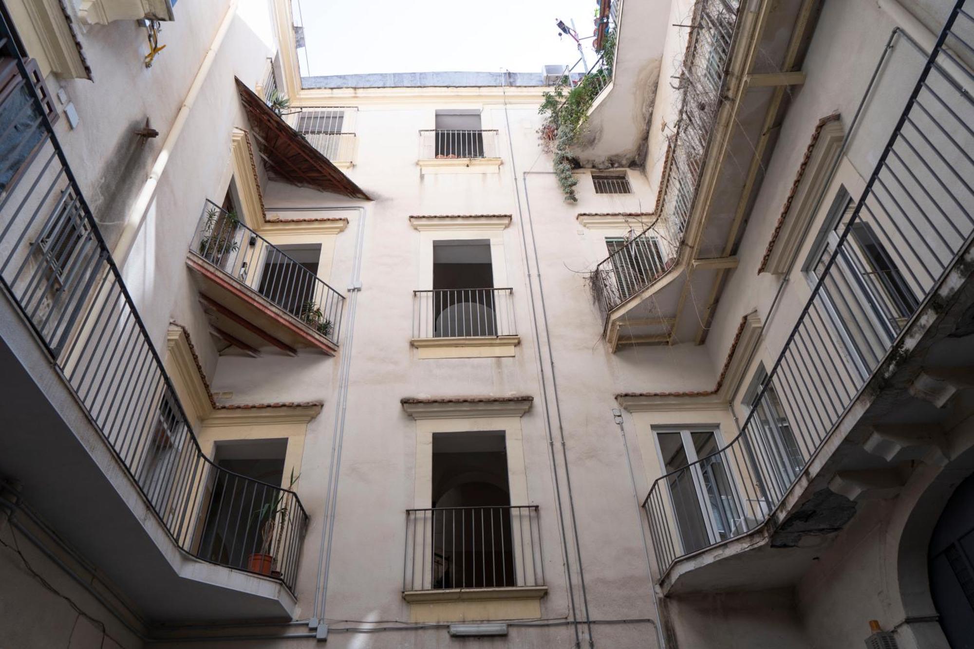 Etna Timeo Central Apartment In Baroque Building Catânia Exterior foto